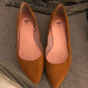 H&M mustard colored flats